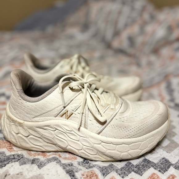 New Balance Cream Athletic Shoes - Picture 2 of 4